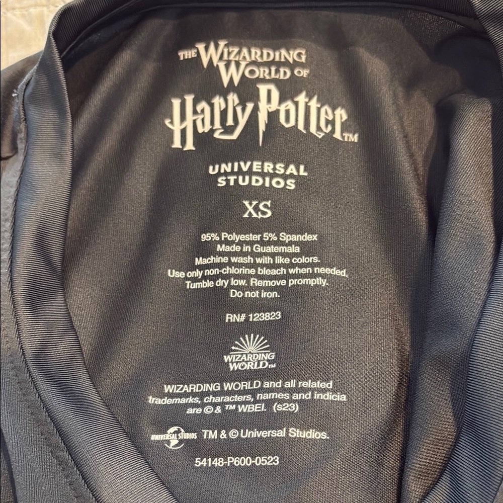 Universal Harry Potter Wizarding World Grey Quidditch Women’s Athletic Tee - Picture 2 of 5